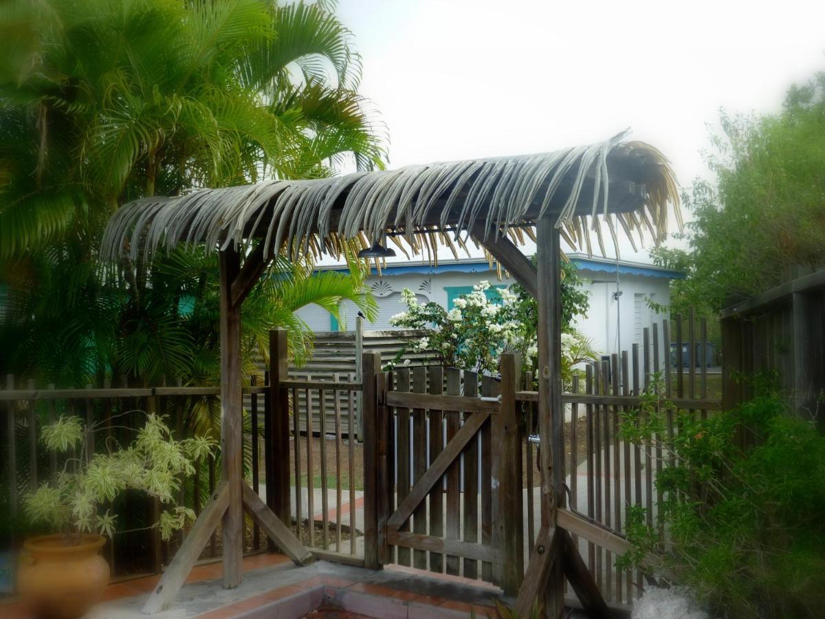 Bungalow La Papaye Bleue Residence Acces Piscine & Plage Saint-Francois  Eksteriør bilde