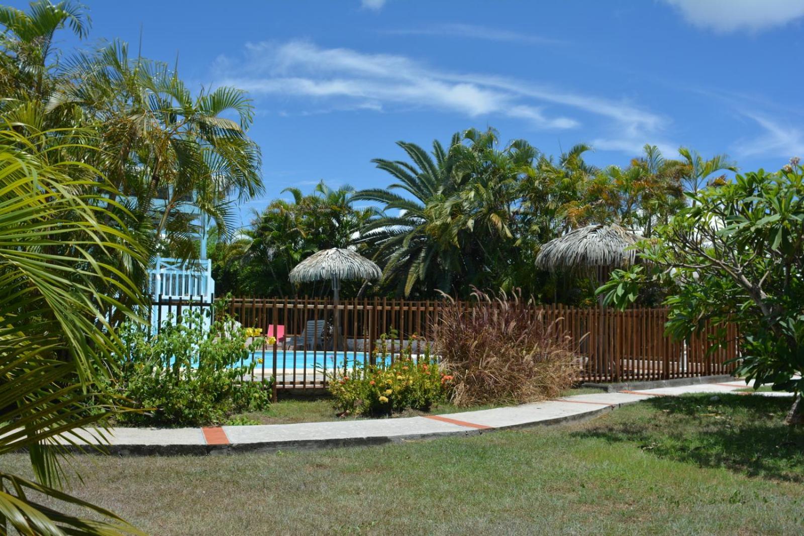 Bungalow La Papaye Bleue Residence Acces Piscine & Plage Saint-Francois  Eksteriør bilde