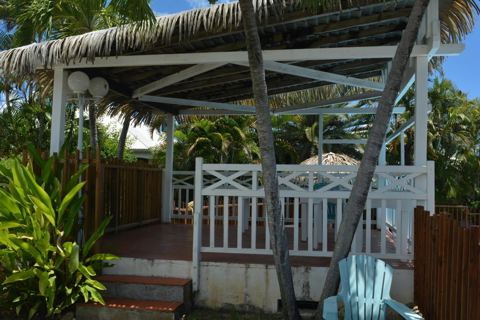 Bungalow La Papaye Bleue Residence Acces Piscine & Plage Saint-Francois  Eksteriør bilde